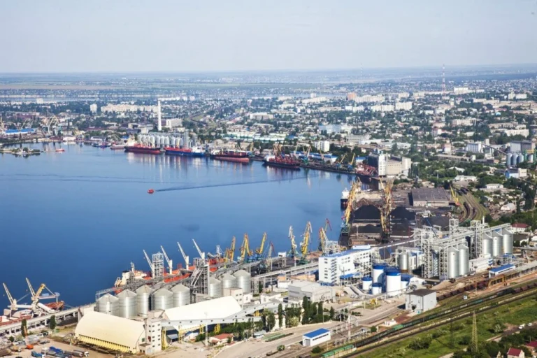 У Миколаєві відклали розгляд проєкту зернового термінала на 4 млн тонн