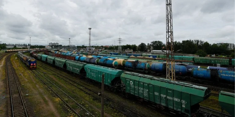 УЗ продовжила обмеження на перевезення зерна до портів Одещини
