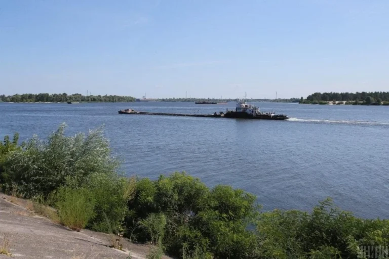 Час виходу суден із Сулінського каналу зріс до 2–3 діб
